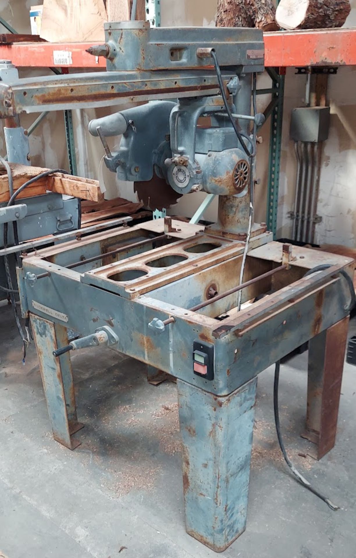 Delta / Rockwell 16" Radial Arm Saw, Model #16-RAS, 5 Hp 230/460 volt 3ph Motor, Made in 1972 - Image 2 of 2