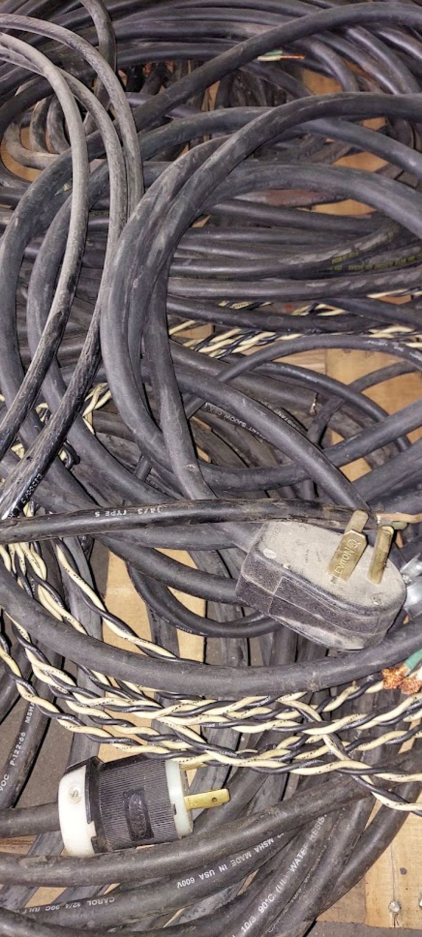 Pallet of Industrial Electric Cords & Plugs - Image 3 of 3