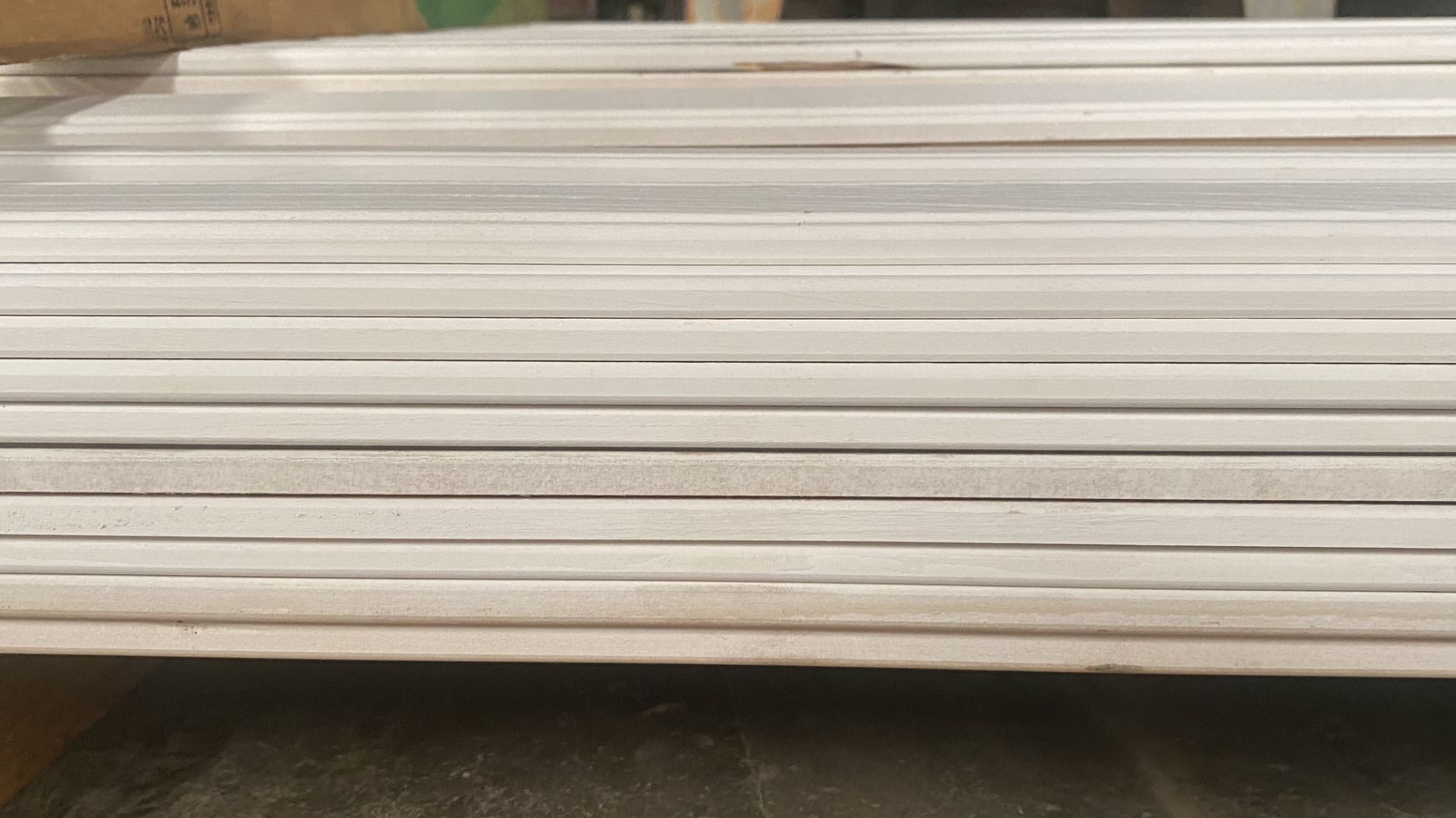 Bundle of 2" Primed Window Blind Molding 80" Long - Image 2 of 5