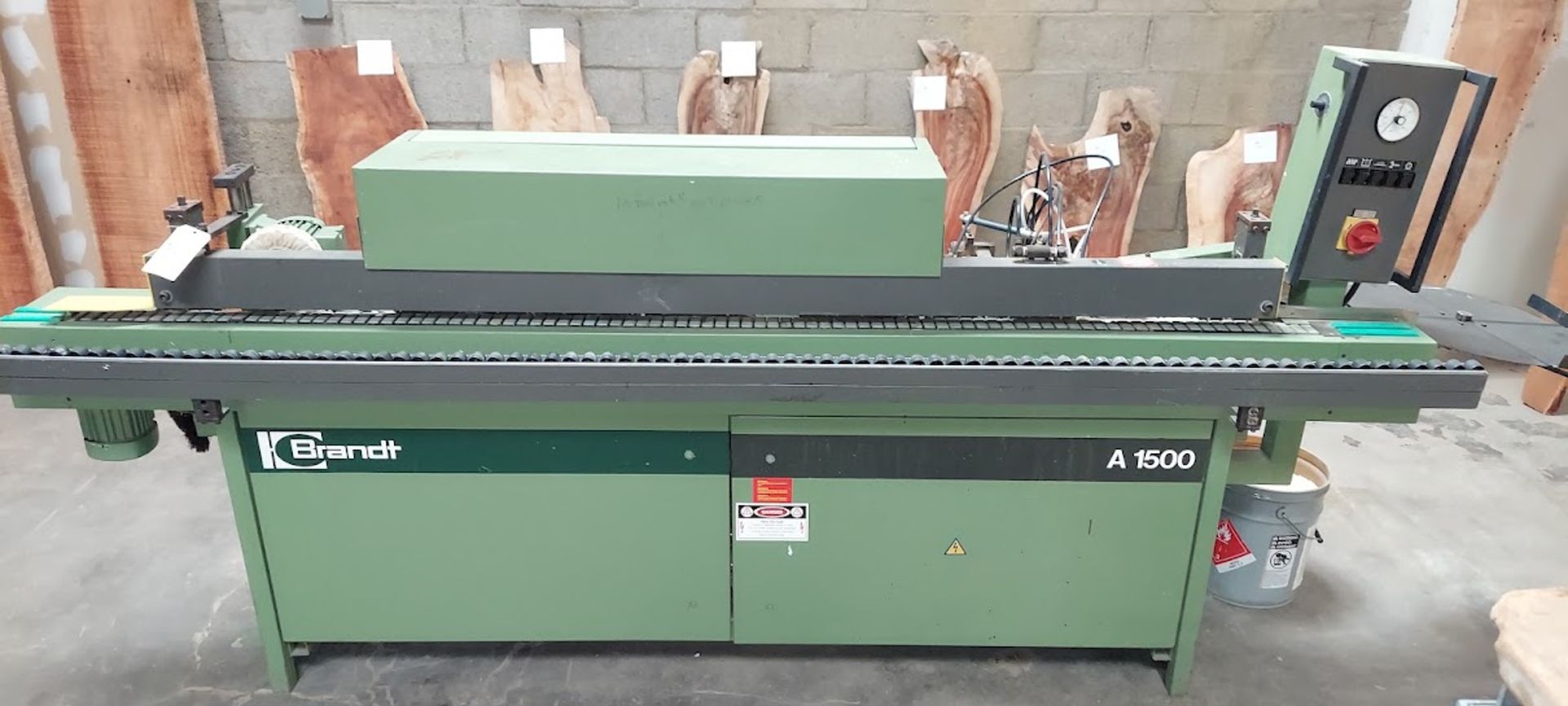 Brandt A-1500 Edgebander with 9' Conveyor, Trim & Buff Motors, 70mm Height, Glue Pot with Extra