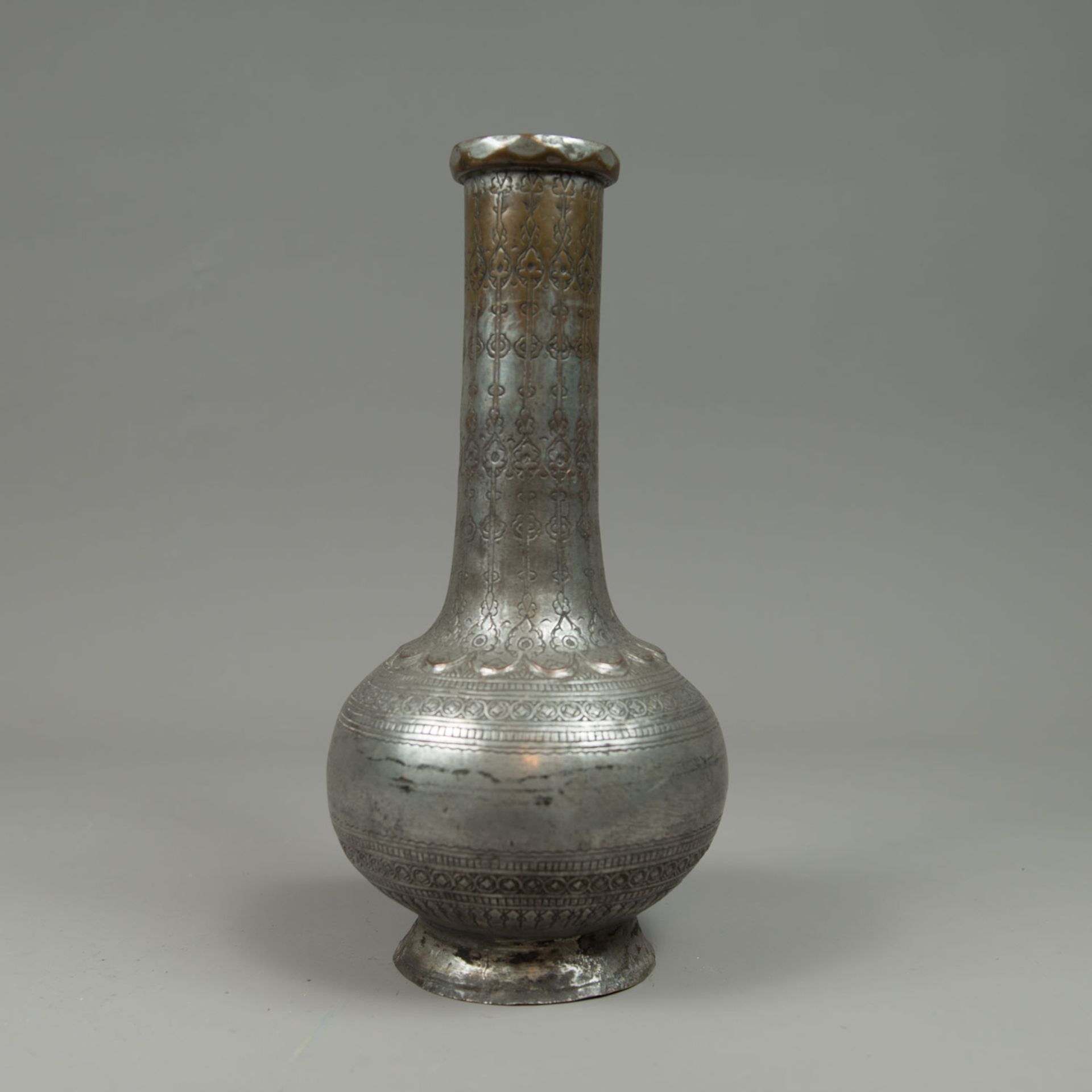 Oriental Vase - Image 3 of 3