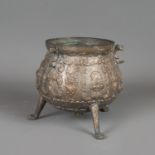 Maneristic Pot