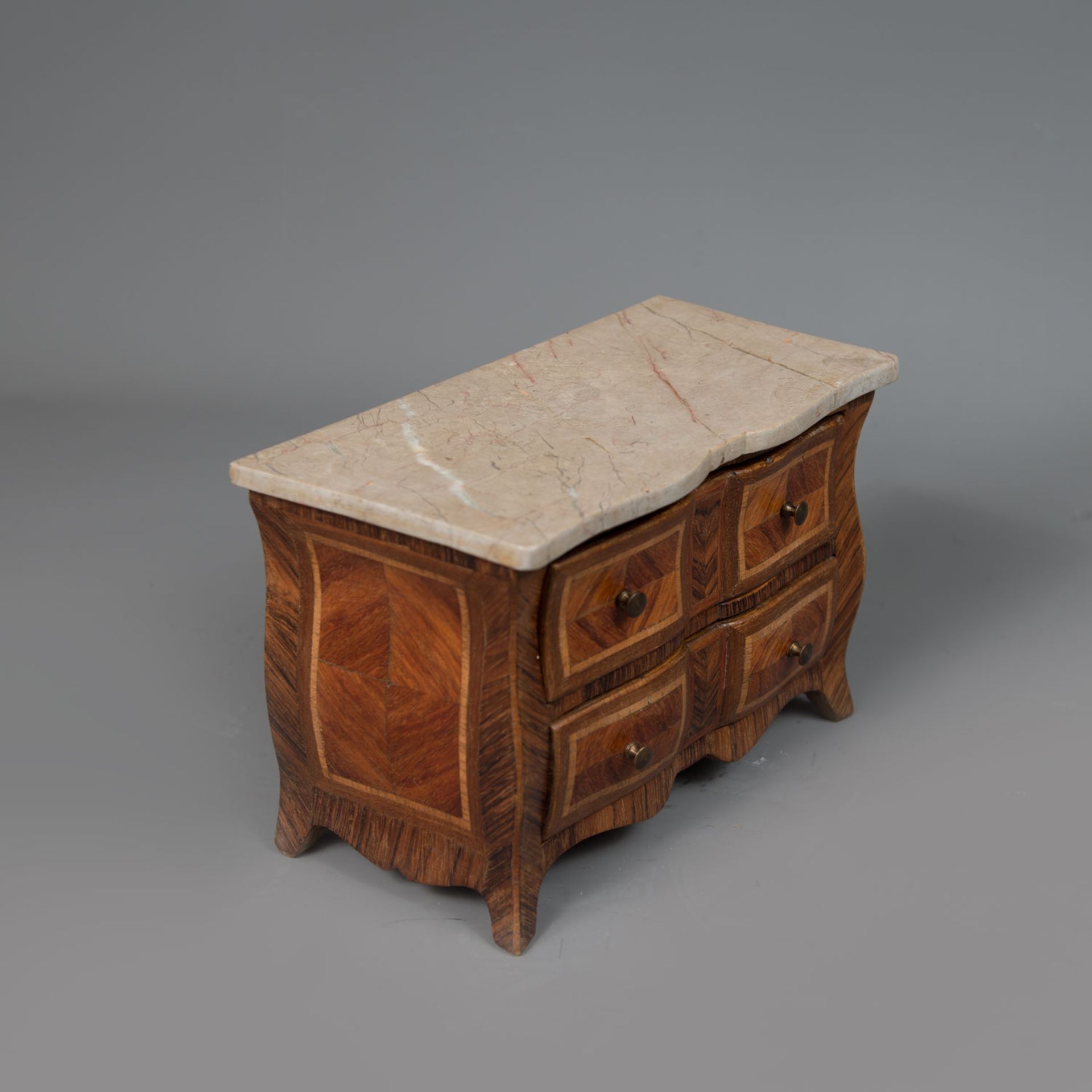 miniature commode - Image 3 of 3