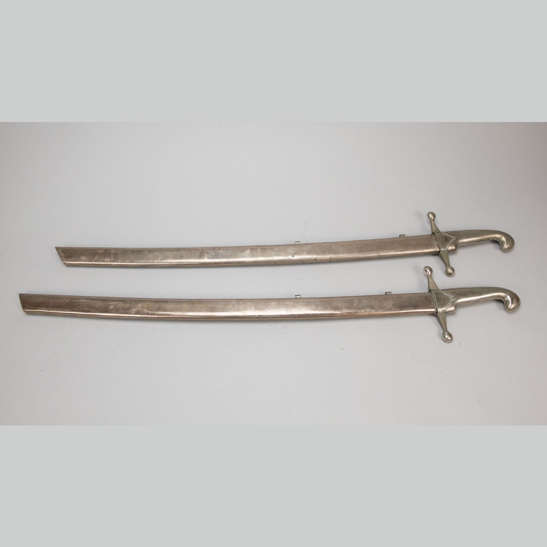 Pair of swords in oriental style - Bild 3 aus 3