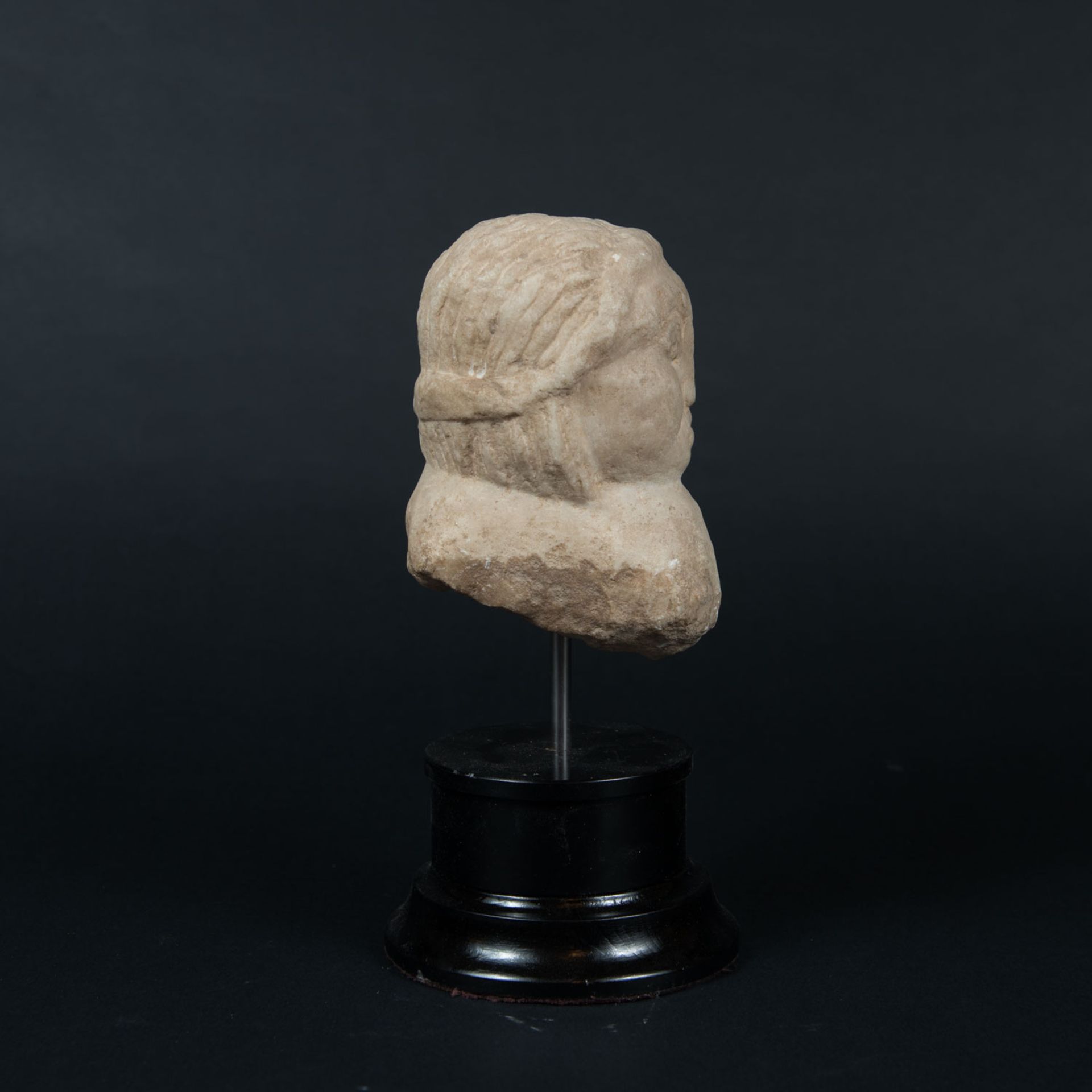 Medieval marble bust - Image 2 of 3