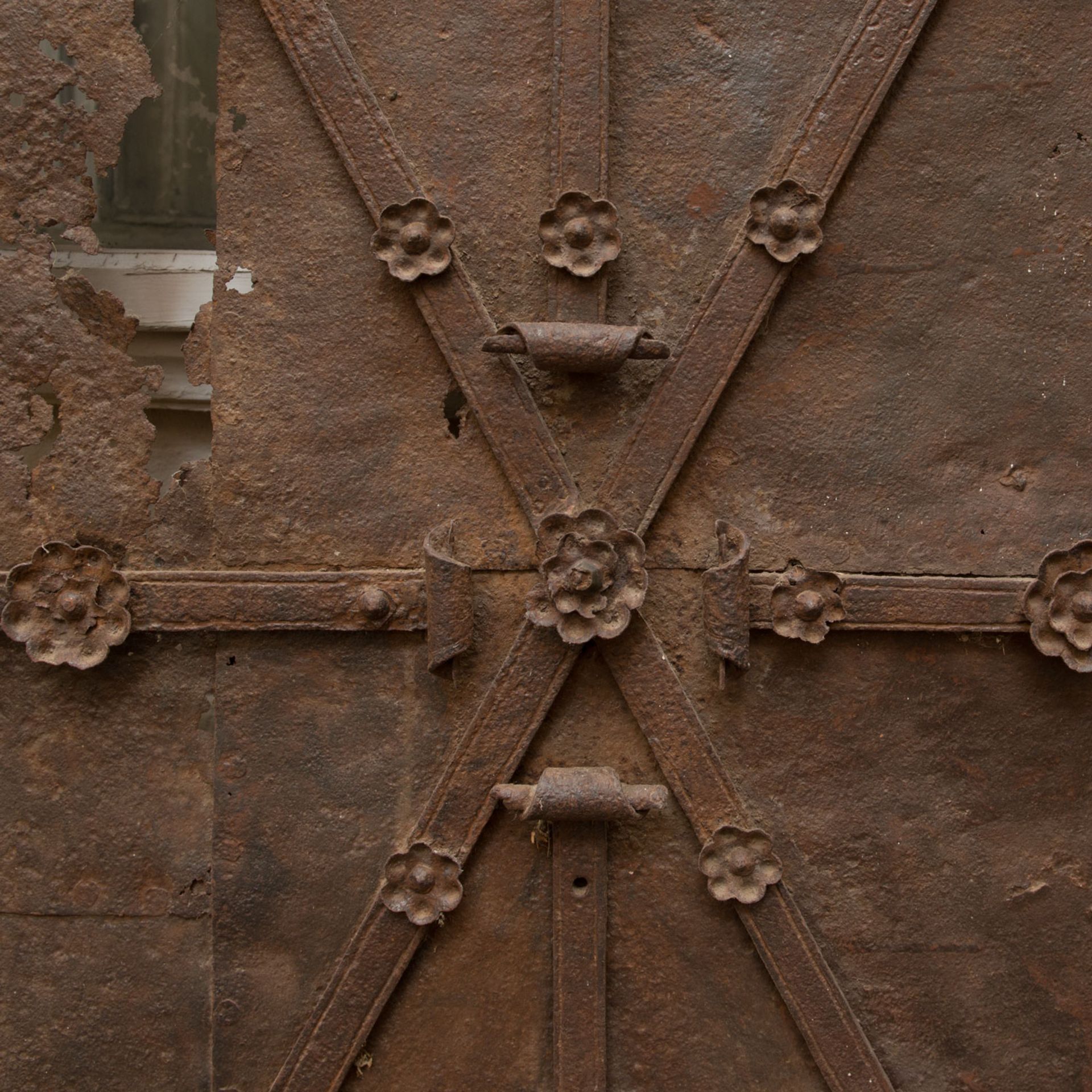 Early Austrian iron door - Image 2 of 3