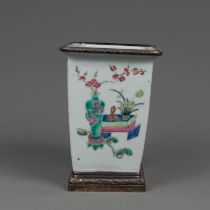 Chinese porcellain Cachepot