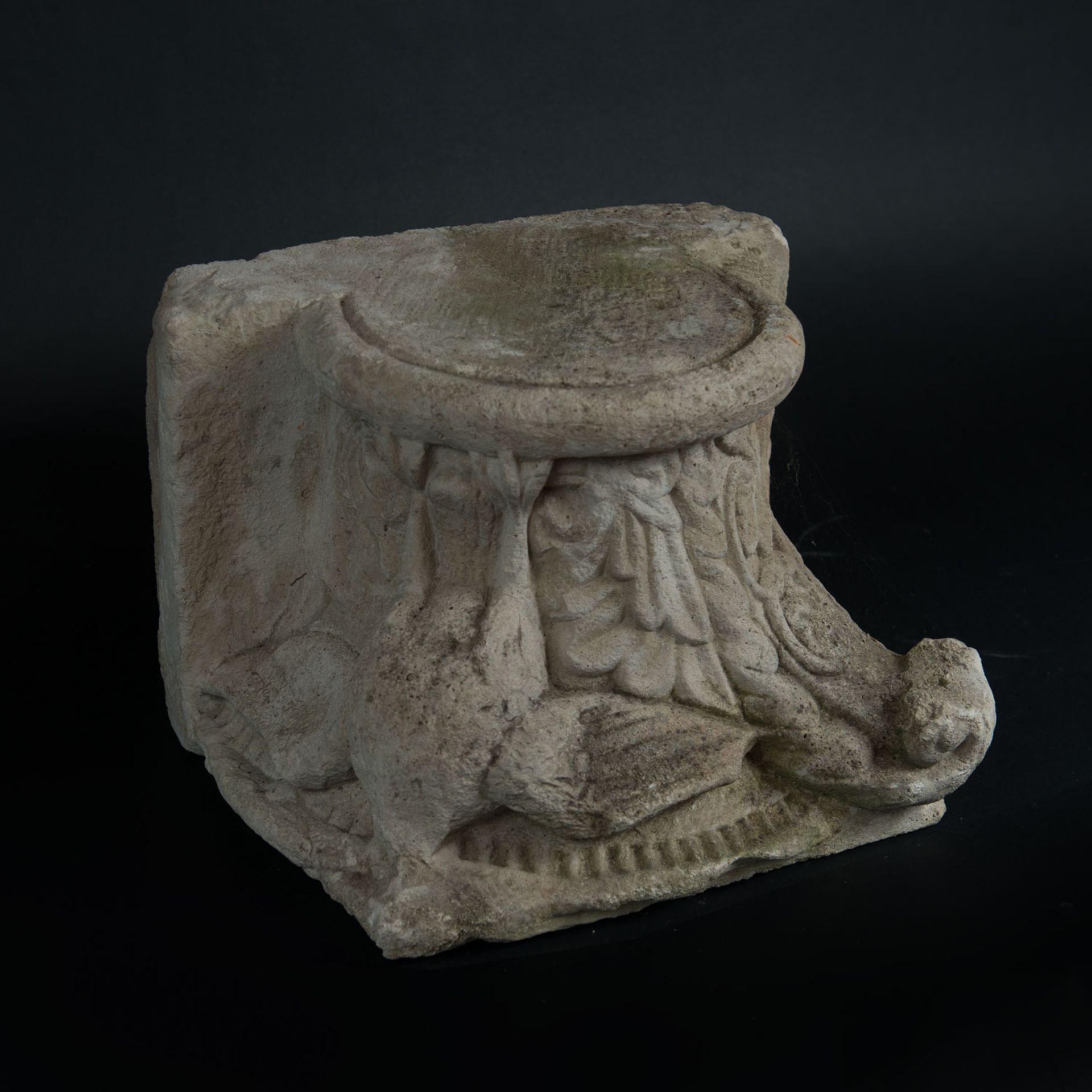 Capital in medieval manner - Image 3 of 3