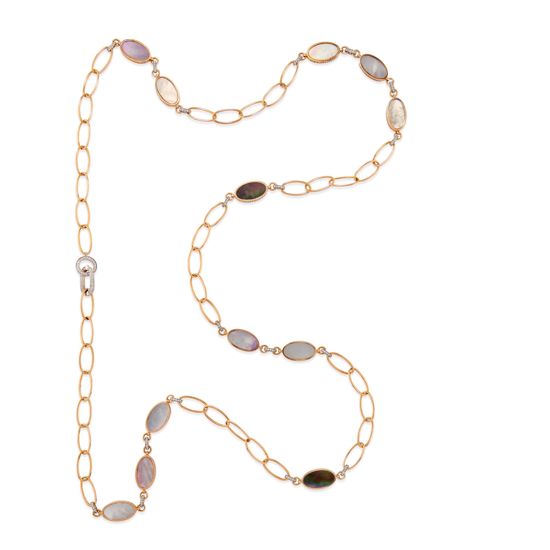 LONG COLLIER EN OR, NACRE ET DIAMANTS, SIGNÉ CHANTECLER