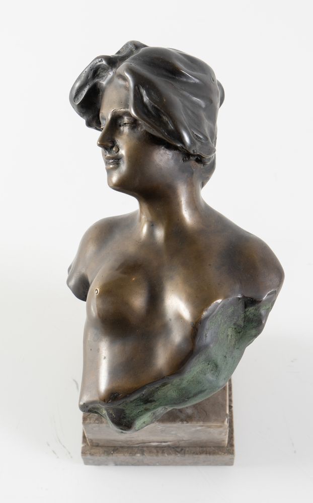 Scultura in bronzo raffigurante figura femminile di gusto liberty. Inizi del XIX secolo. Firmata Ren - Image 2 of 6