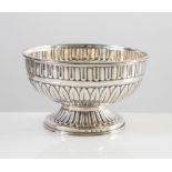 BRANDIMARTE, Firenze, XX secolo. Coppa in argento 800. Cm 12x diametro20,5. Sul bordo inferiore reca