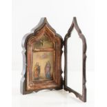 Icona entro teca raffigurante due santi. Arte ortodossa, innizi del XIX secolo. Cm 42x25x6,5.