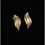 COPPIA DI ORECCHINI IN ORO GIALLO E BIANCO
Coppia di orecchini in oro giallo e bianco 18k, a guisa d