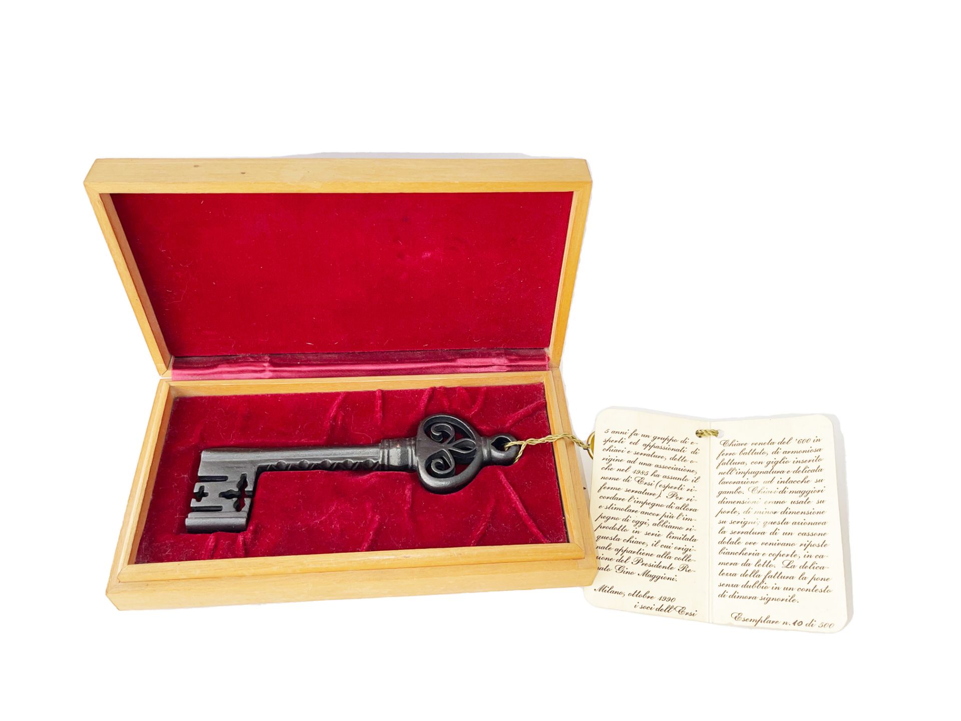 Reproduction of a Venetian key commemorating the 15th anniversary of the foundation of Ersi - - Bild 2 aus 2