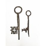 Two gothic keys21, 8 - 17, 2 cm. Part of the chapter "From the Time of the Cathedrals".