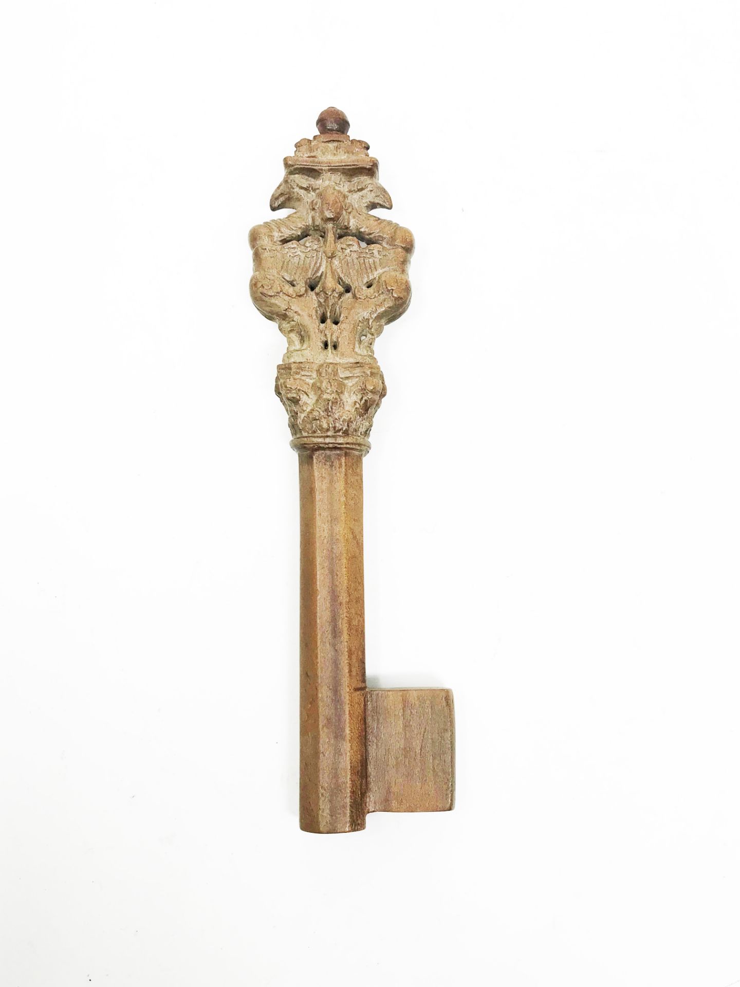 Extremely rare boxwood chimera key blank, base for lost wax casting of multiples. The stem is - Bild 4 aus 4