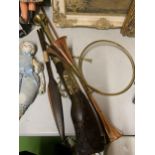 A WOOD AND BRASS ORNAMENTAL GUN, COPPER COACHING HORN, COPPER AND BRASS HUNTING HORN, WOODEN SPEARS,