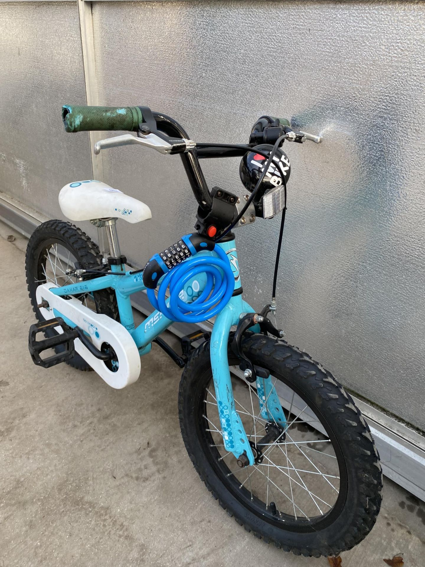 A CHILDRENS MERIDA BIKE - Image 2 of 3