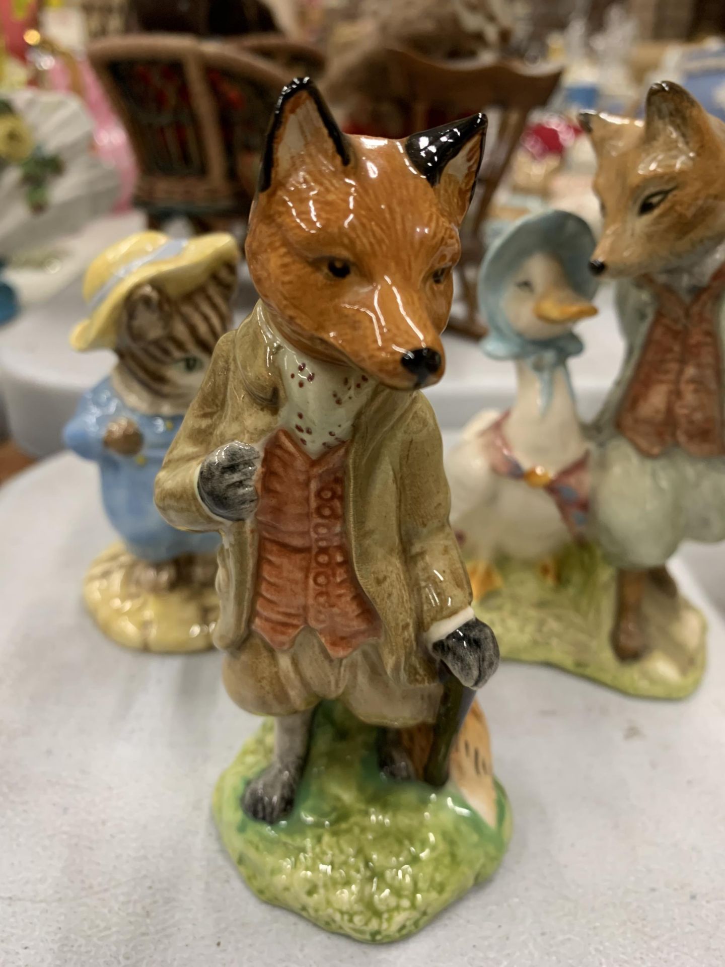 FIVE ROYAL ALBERT BEATRIX POTTER FIGURES TO INCLUDE MR McCGREGOR, LADY MOUSE, MR TOD, TOM KITTEN AND - Image 3 of 7