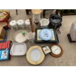 AN ASSORTMENT OF ITEMS TO INCLUDE A SMALL SLOW COOKER, JUGS AND CERAMICS ETC