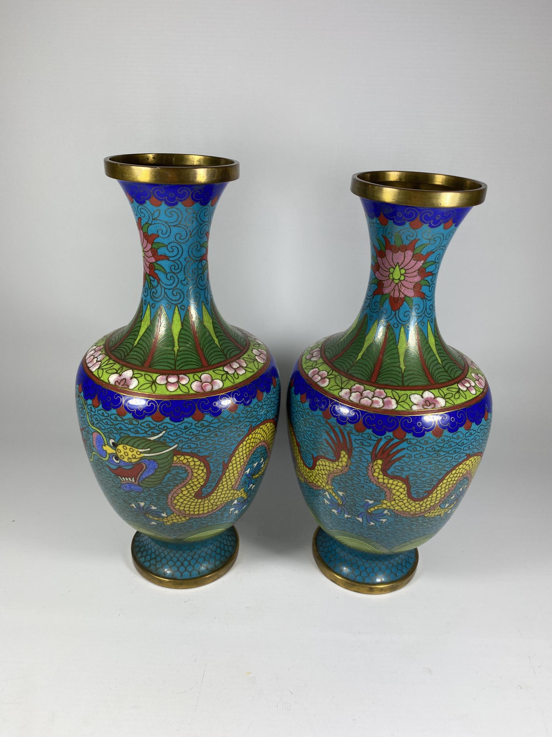 A PAIR OF CHINESE CLOISONNE BALUSTER FORM VASES WITH FIVE CLAW DRAGON CHASING THE FLAMING PEARL - Image 4 of 5