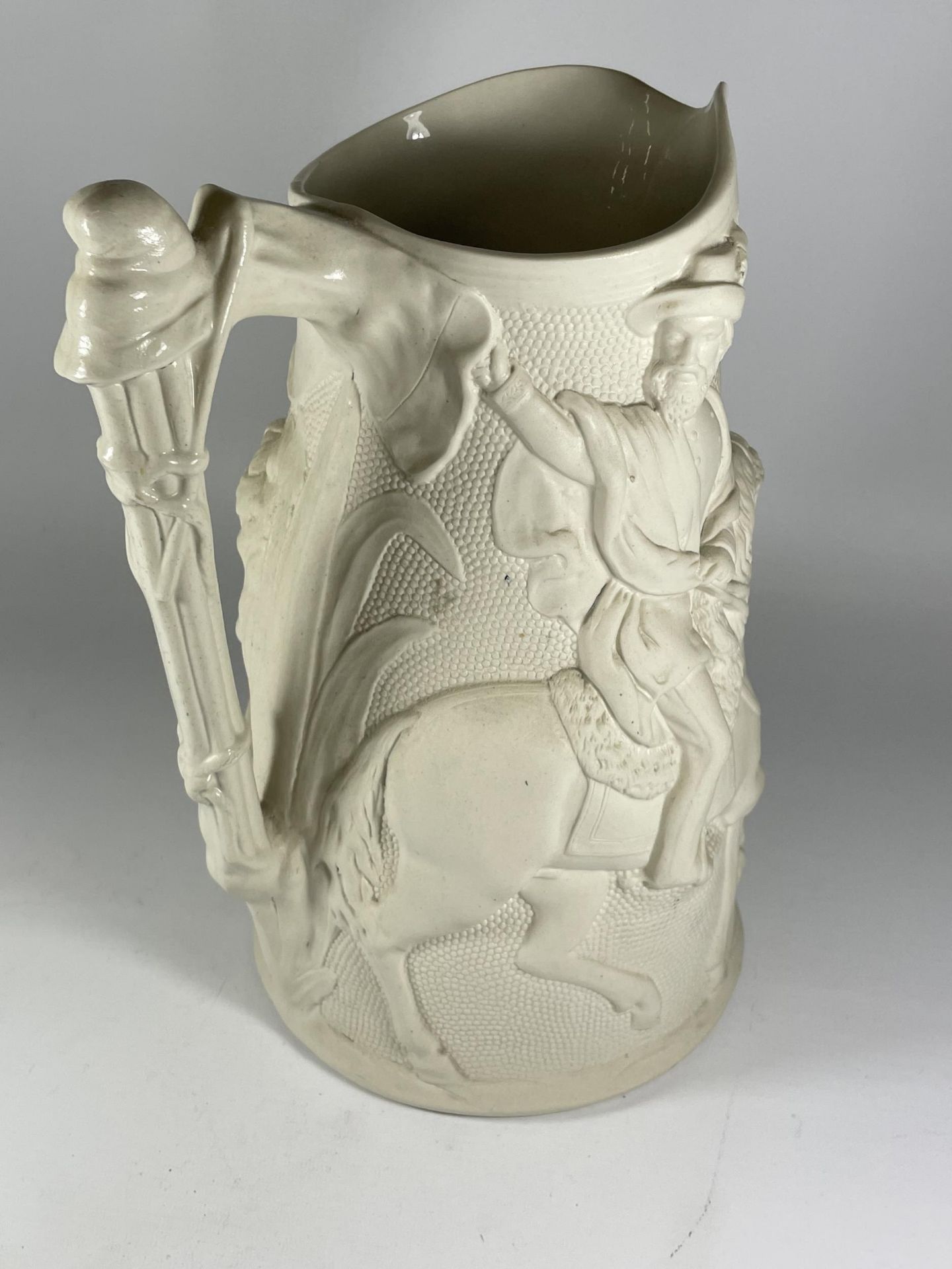 A LARGE PARIAN STYLE POTTERY JUG OF A MAN ON HORSEBACK, HEIGHT 31CM - Image 3 of 4
