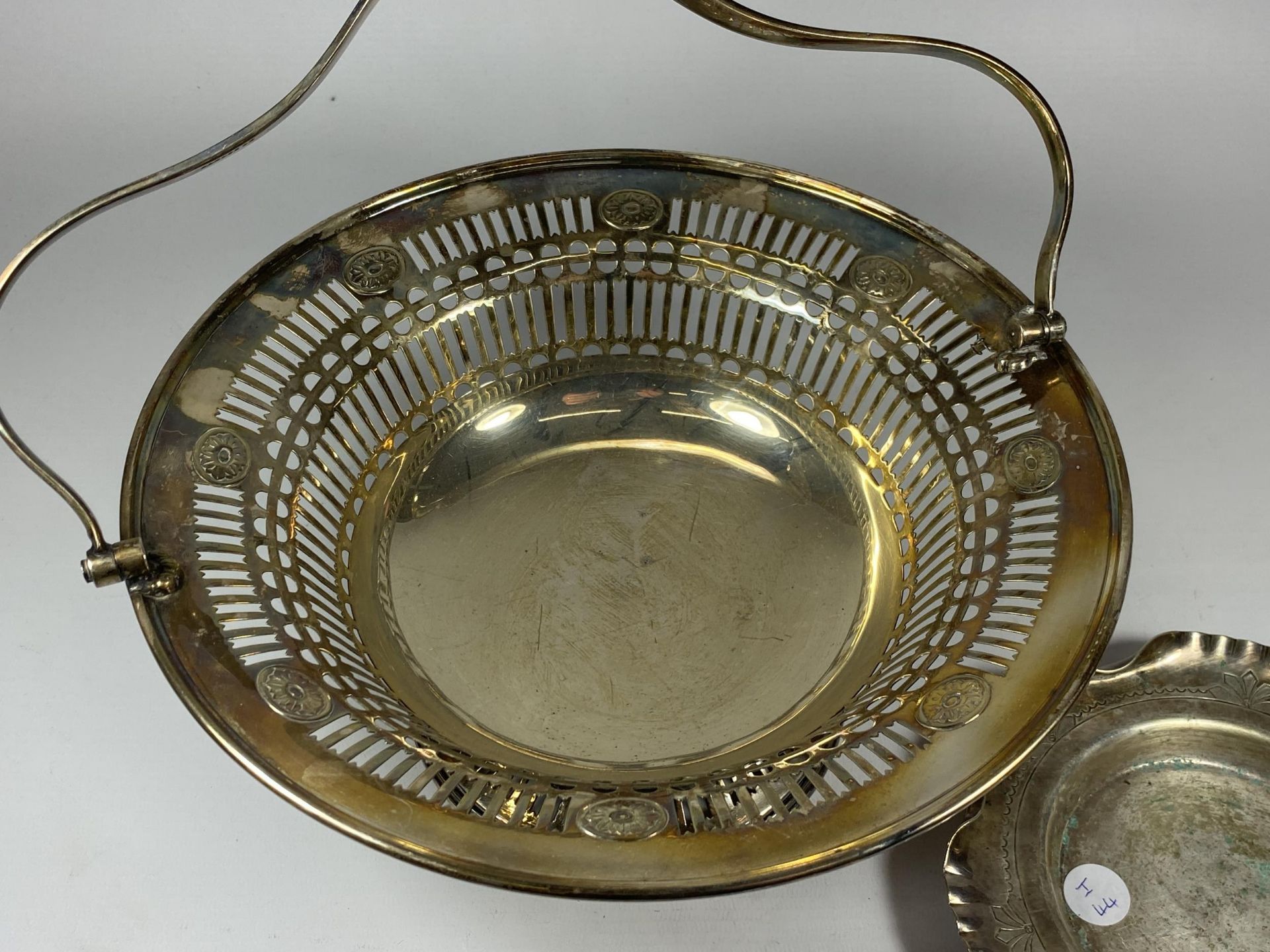 TWO VINTAGE SILVER PLATED ITEMS - PEDESTAL BOWL WITH PIERCED GALLERY DESIGN AND SMALLER DISH - Image 2 of 5