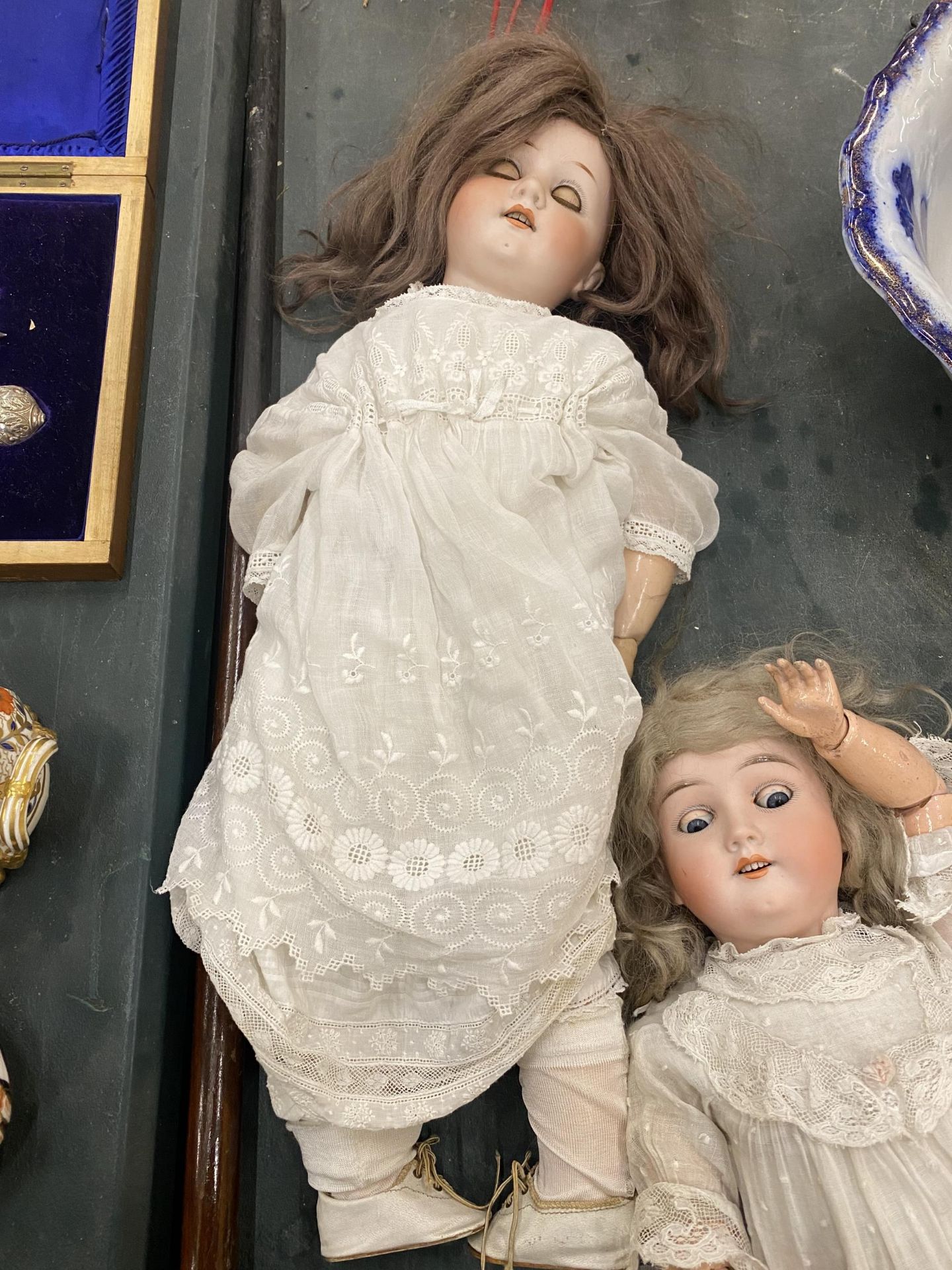 TWO LARGE VINTAGE DOLLS, ONE MARKED MAX HANDWERGY, GERMANY, THE OTHER MARKED HEUBACH KOPPELSDORF - Image 3 of 7