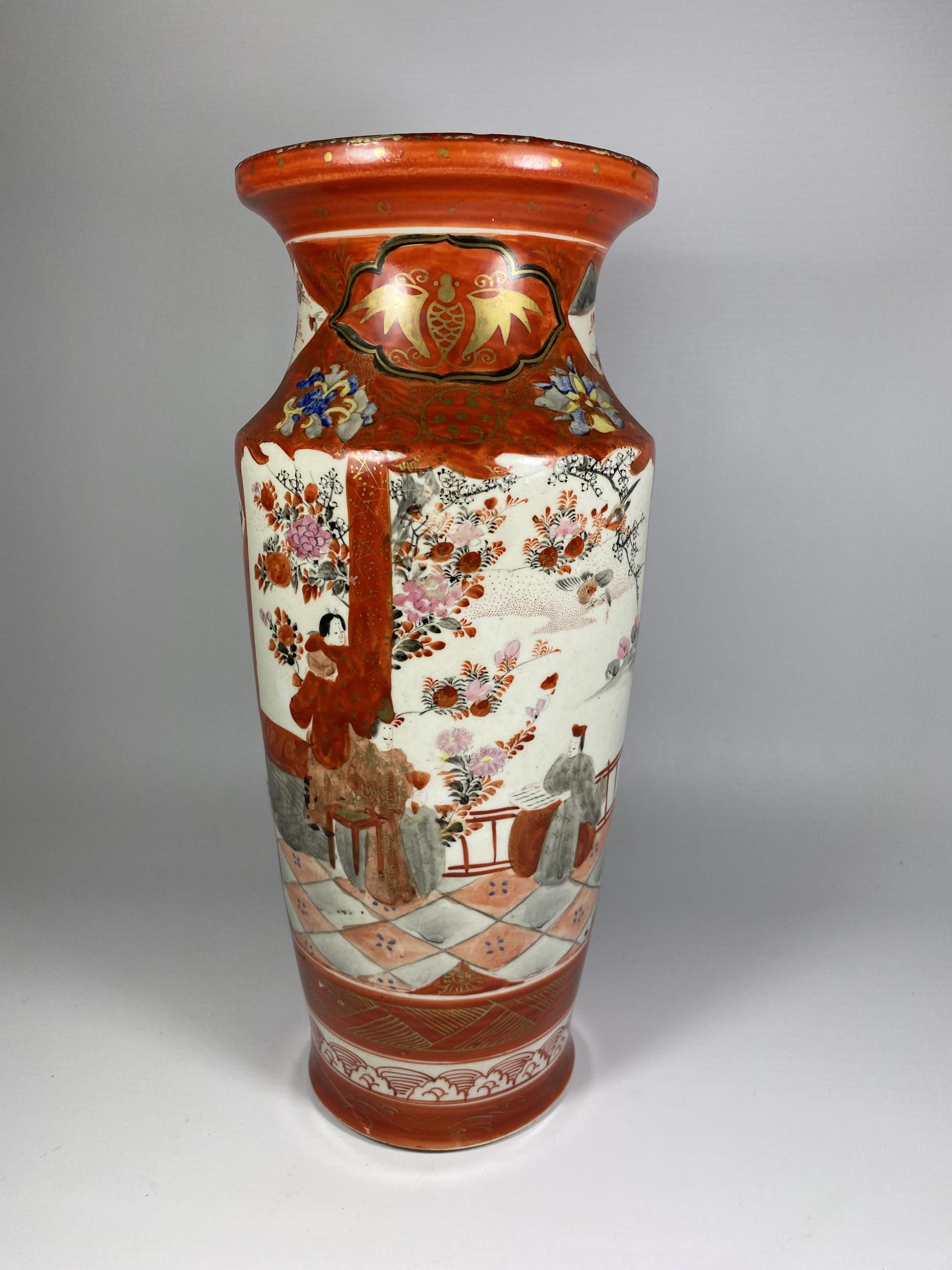 A LARGE JAPANESE KUTANI WARE VASE WITH TEMPLE FIGURAL TEMPLE DESIGN, CHARACTER MARKS TO BASE, HEIGHT