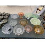 AN ASSORTMENT OF GLASS BOWLS AND CAKE STANDS ETC