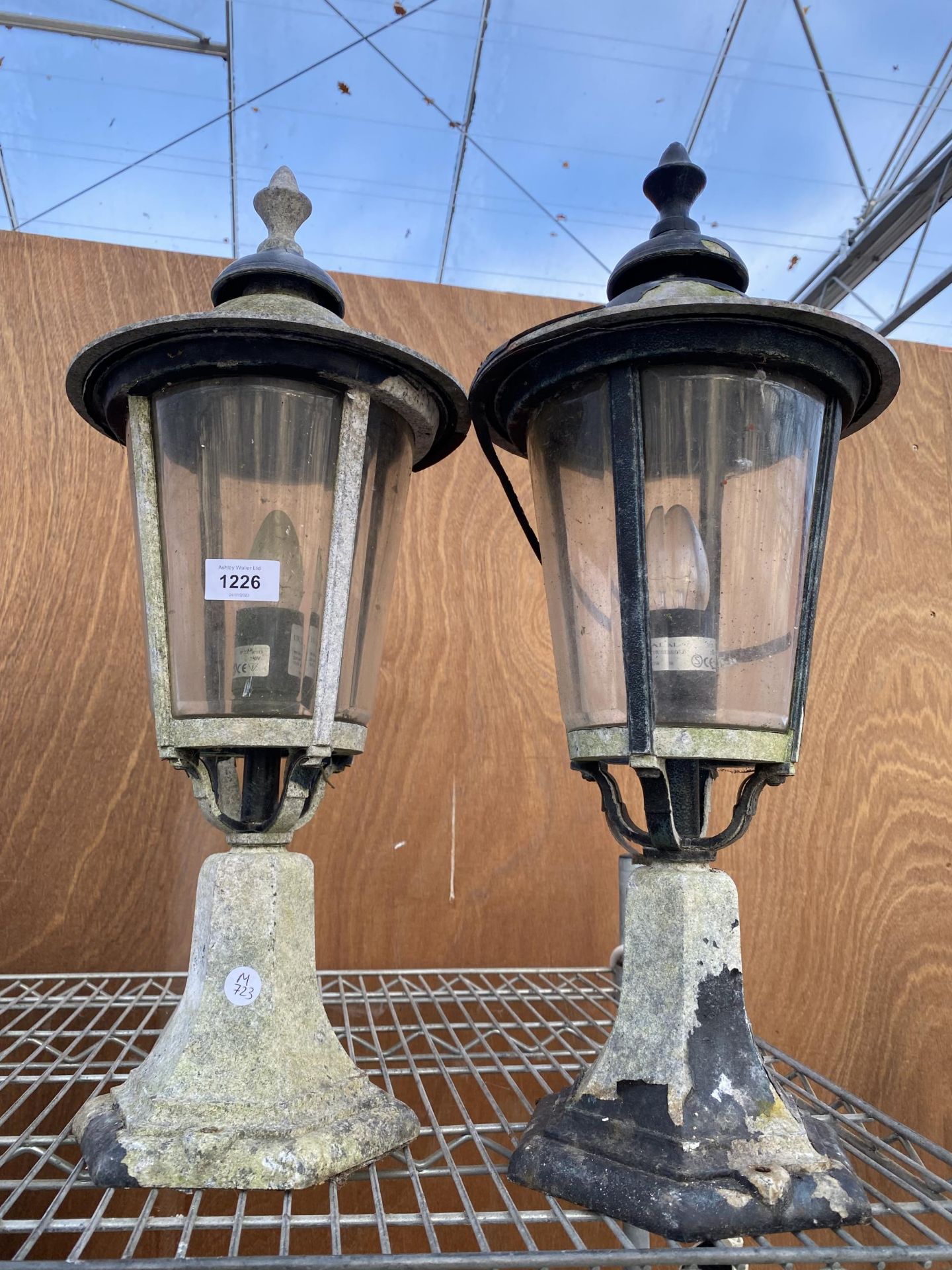 A PAIR OF OUTDOOR PILLAR LIGHTS