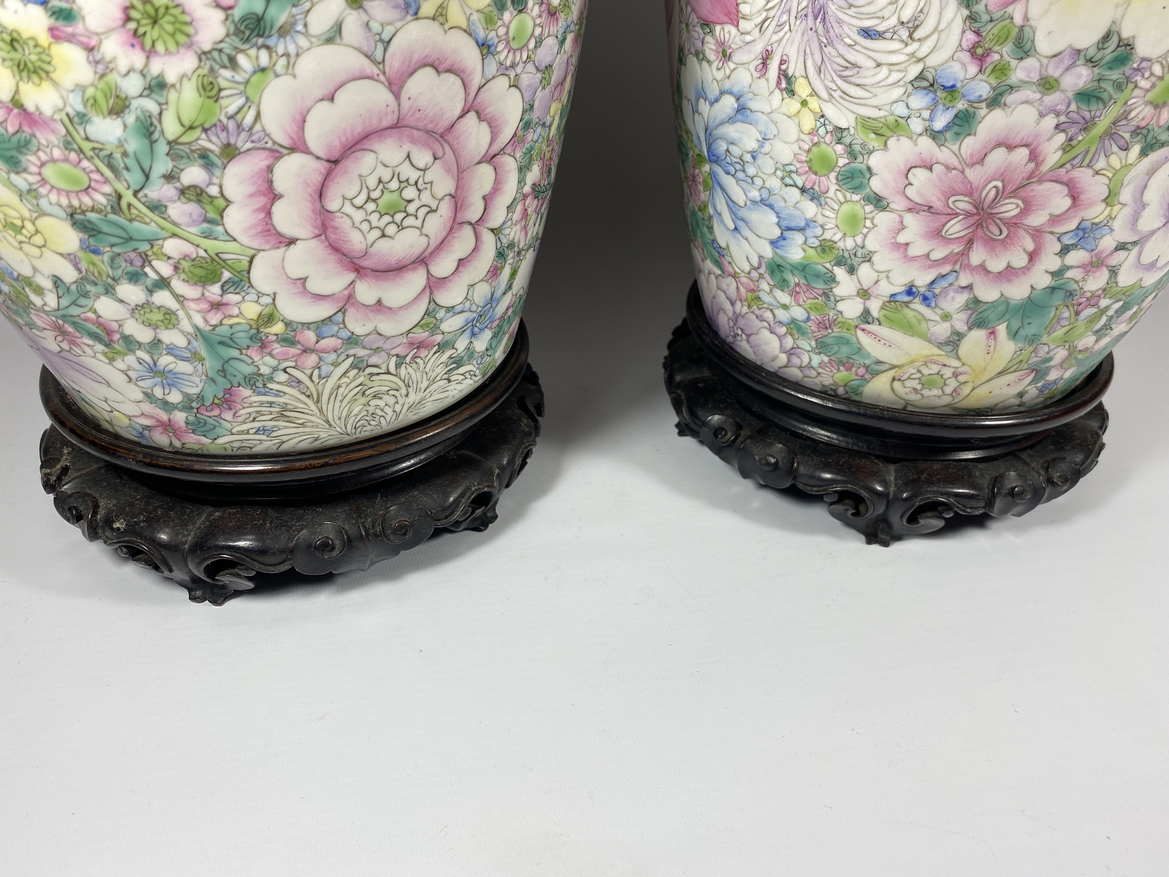 A PAIR OF LATE 19TH CENTURY CHINESE QING FLORAL DESIGN LIDDED JARS ON WOODEN STANDS, QIANLONG MARK - Image 3 of 29