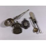 A MIXED GROUP OF SILVER ITEMS - ARP BADGE, WATCH FOB PENDANT ETC