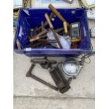 AN ASSORTMENT OF VINTAGE TOOLS TO INCLUDE A BLOW TORCH, A VICE, FILES AND HAMMERS ETC