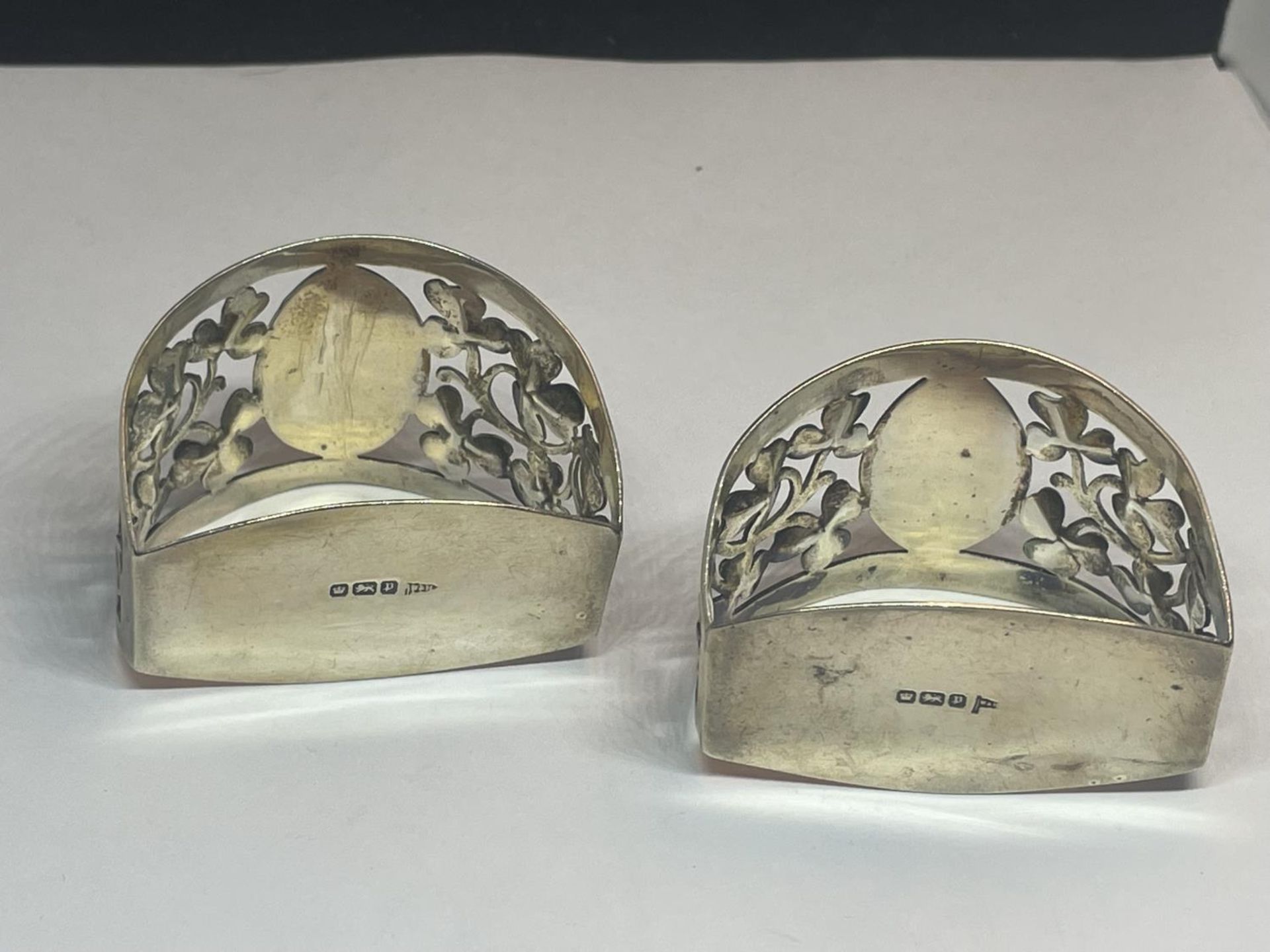 TWO HALLMARKED SHEFFIELD SILVER NAPKIN RINGS - Image 2 of 3