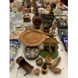 A LARGE QUANTITY OF TREEN ITEMS TO INCLUDE A CAT LETTER RACK, A WEATHER STATION, BOXES, MUSHROOMS, A