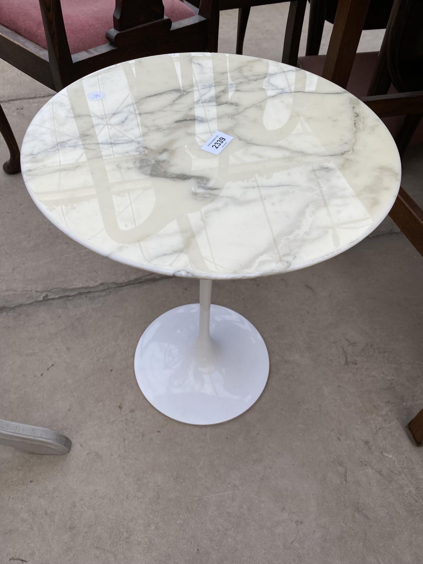 A RETRO '1956 KNOLL STUDIO' TULIP SIDE-TABLE WITH MARBLE TOP, 16" DIAMETER