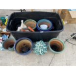 AN ASSORTMENT OF CERAMIC GARDEN POTS AND PLANTERS