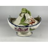 A DAVENPORT POTTERY LEAF DESIGN LIDDED TUREEN, 18 X 20CM