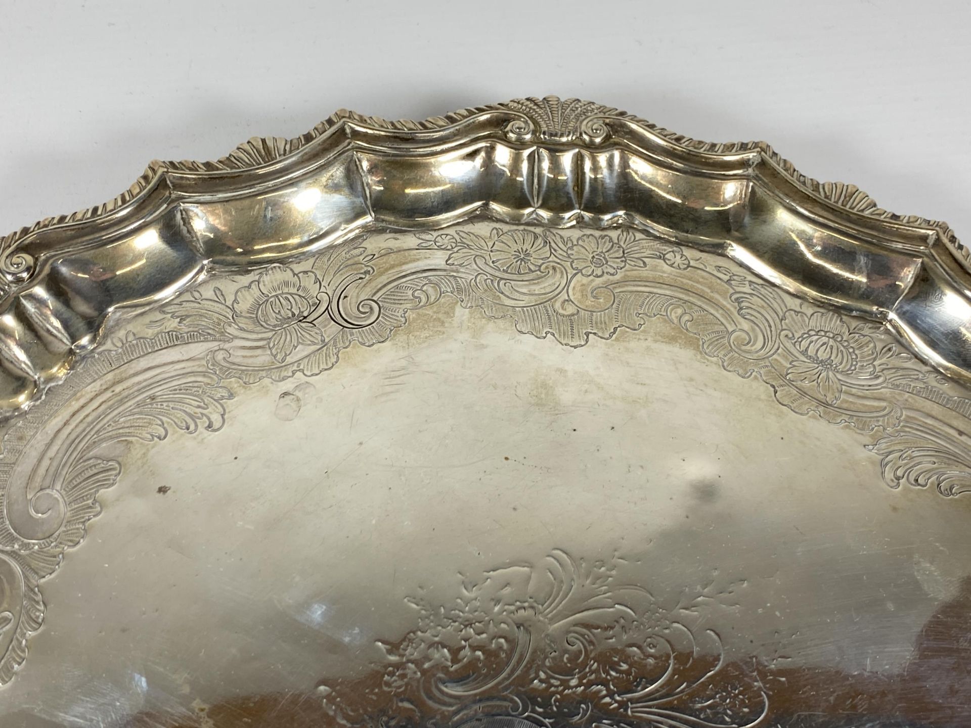 A GEORGE II SILVER SALVER BY DOROTHY MILLS, HALLMARKS FOR LONDON 1753, DIAMETER 33CM, WEIGHT 836G - Image 4 of 8
