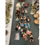 A COLLECTION OF MINIATURE DOLLS TO INCLUDE DOLLS IN ORIGINAL CASTUMES, ETC