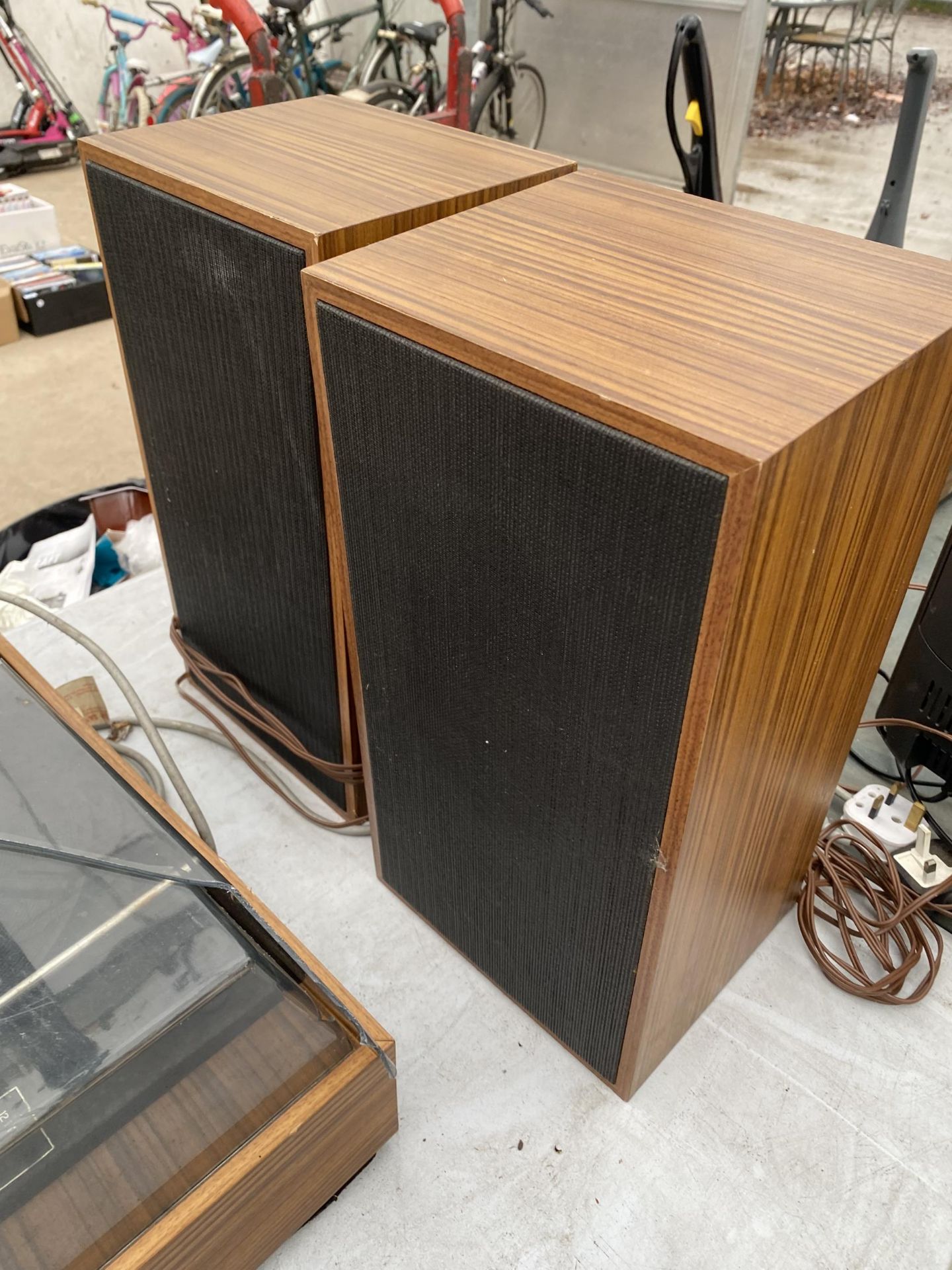 A FERGUSON RECORD PLAYER AND A PAIR OF WOODEN CASED SPEAKERS - Image 3 of 4