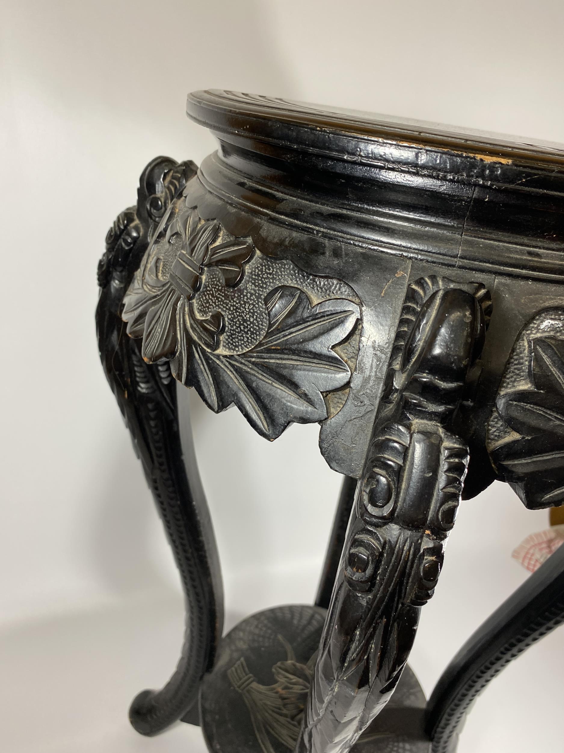 A LATE 19TH / EARLY 20TH CENTURY CHINESE HARDWOOD JARDINIERE STAND WITH CARVED FLORAL DESIGN, HEIGHT - Image 4 of 5