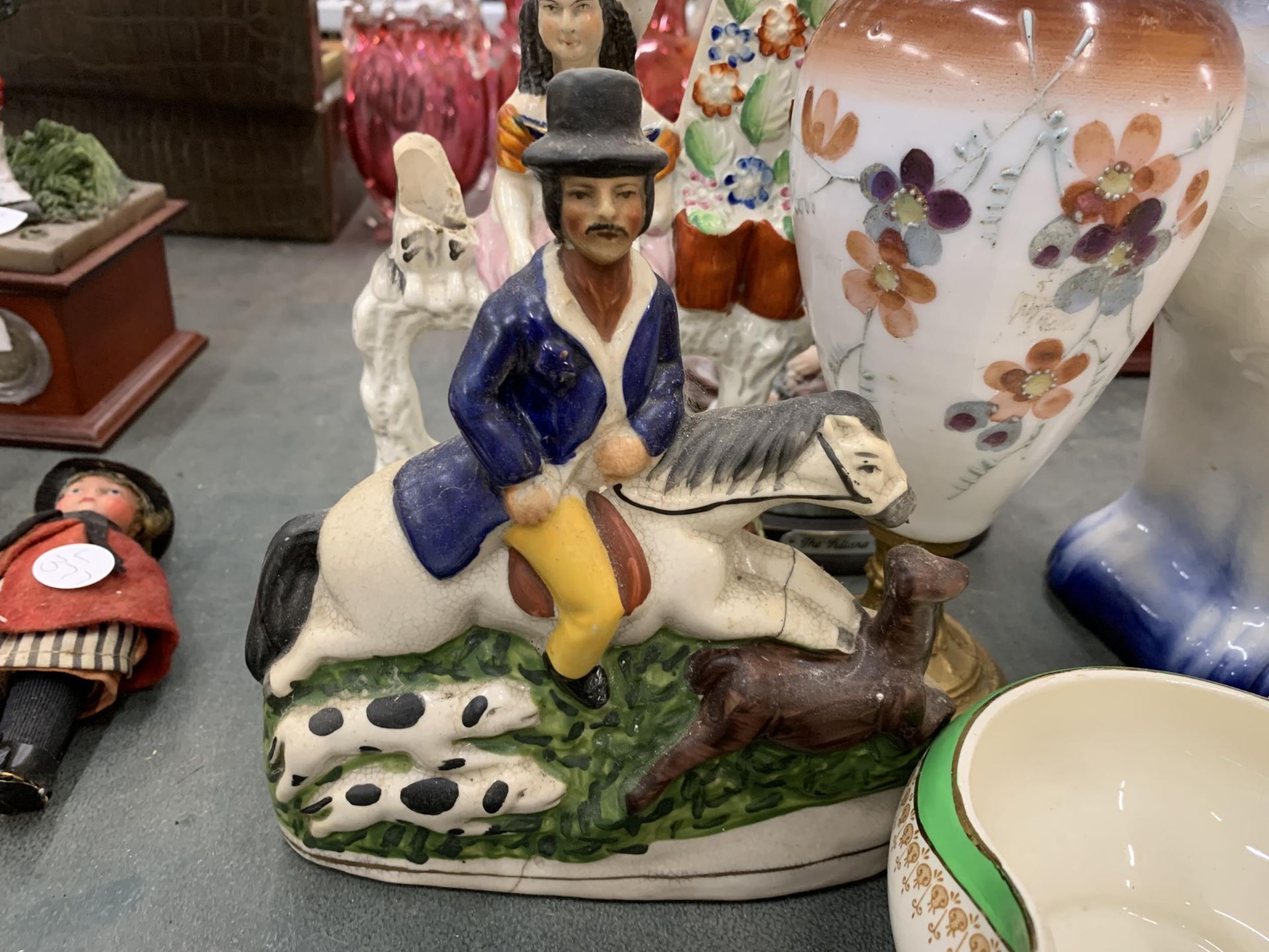 A LARGE QUANTITY OF CERAMIC ITEMS TO INCLUDE HAIG WHISKY JUGS, STAFFORDSHIRE STYLE FIGURES, - Image 3 of 6