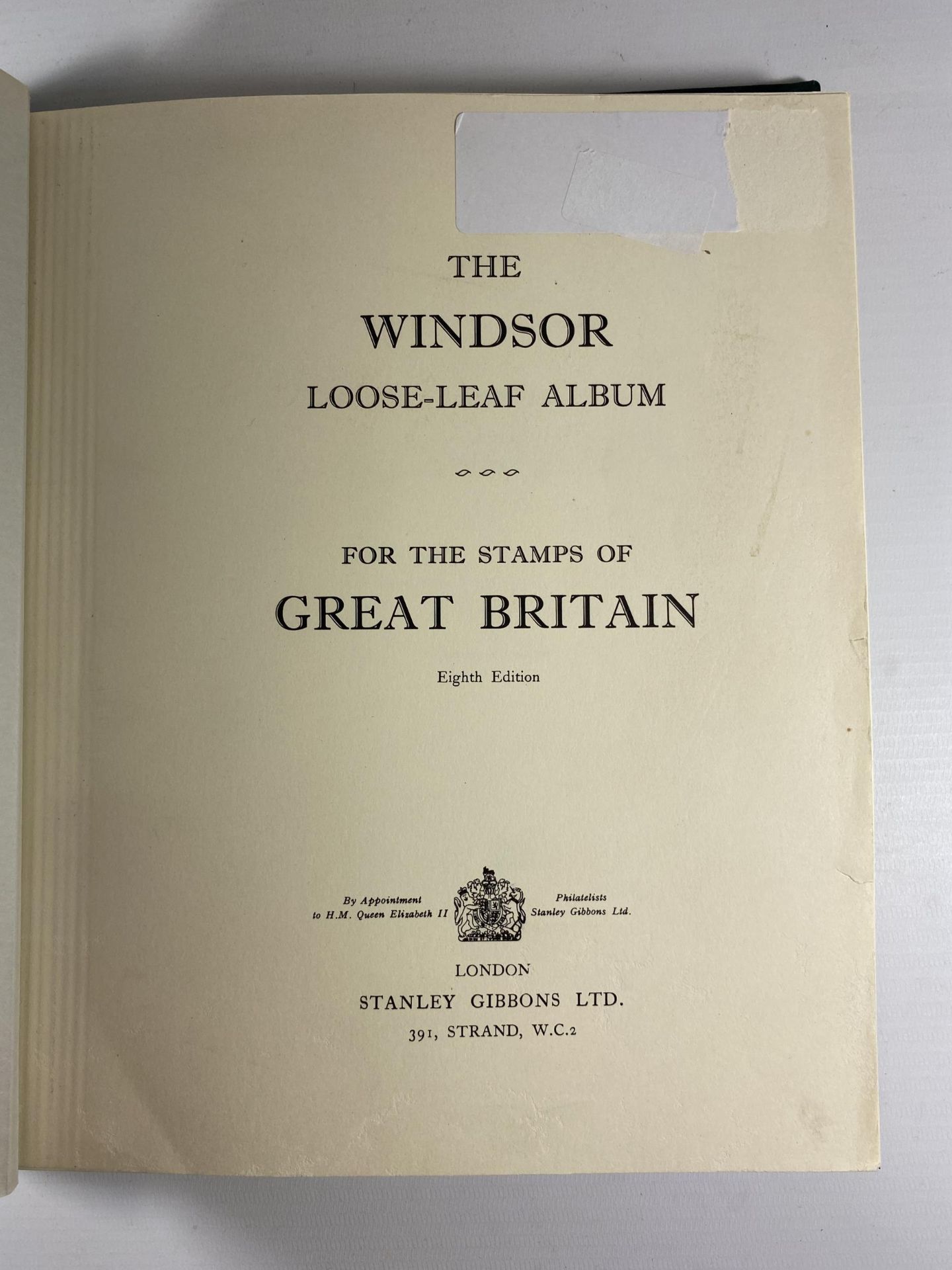 GREAT BRITAIN , THE GREEN WINDSOR ALBUM HOUSING A USED COLLECTION , QV - Image 2 of 3