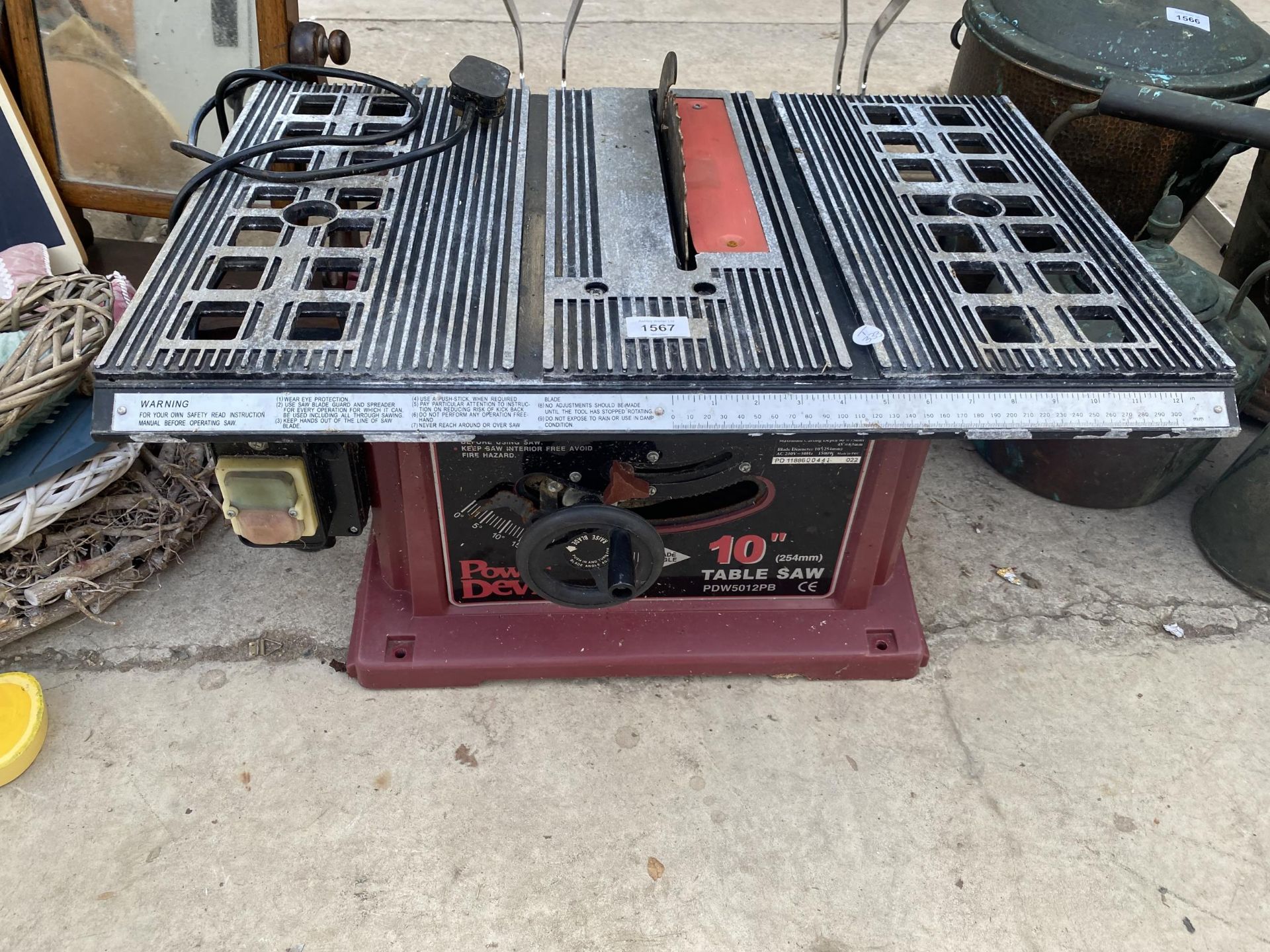 A POWER DEVIL TABLE SAW