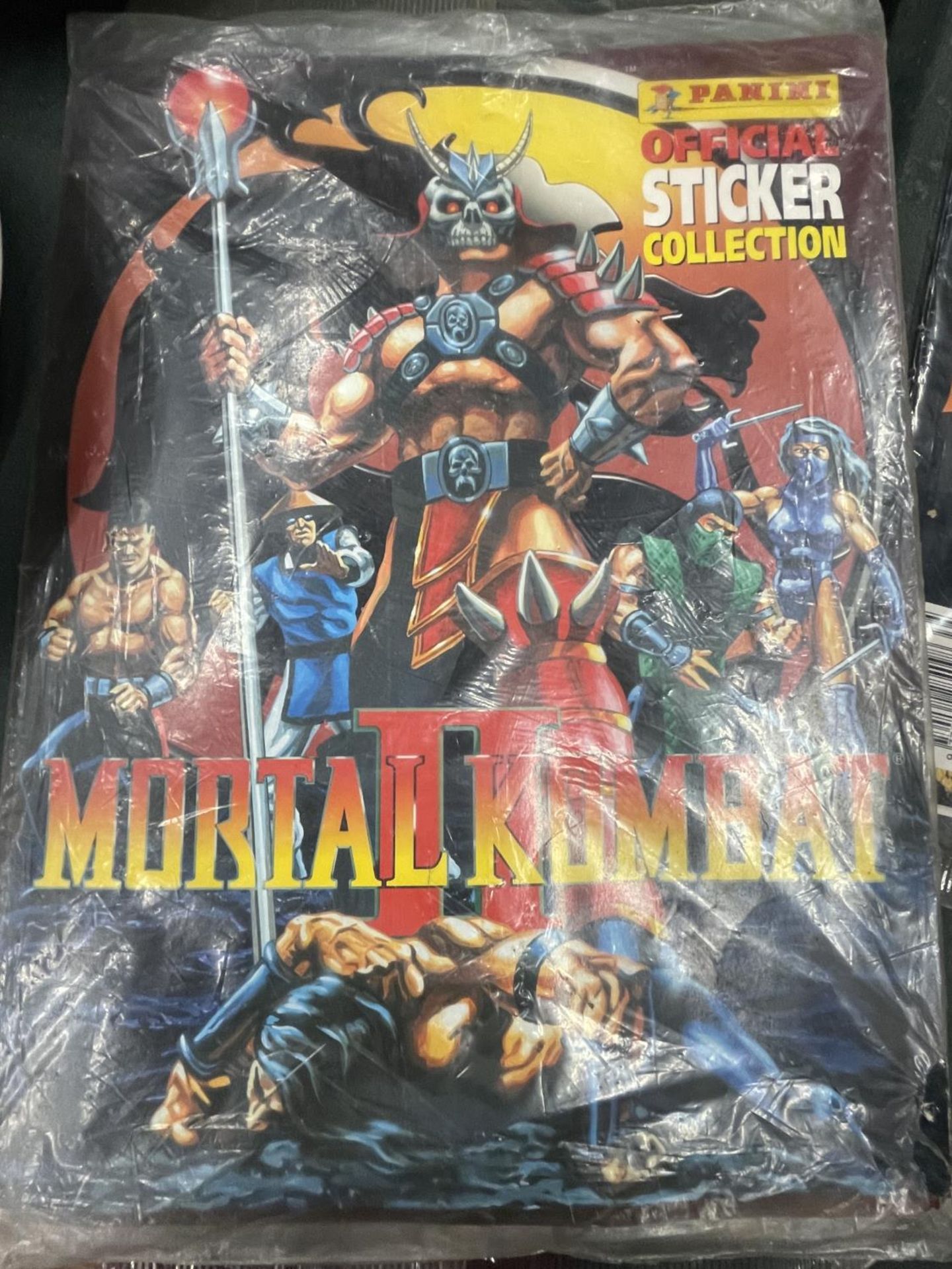 THREE VINTAGE COMICS TO INCLUDE 2000 AD AND MORTAL KOMBAT - Image 3 of 4