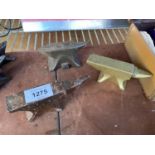 TWO MINIATURE HEAVY SAMPLE ANVILS