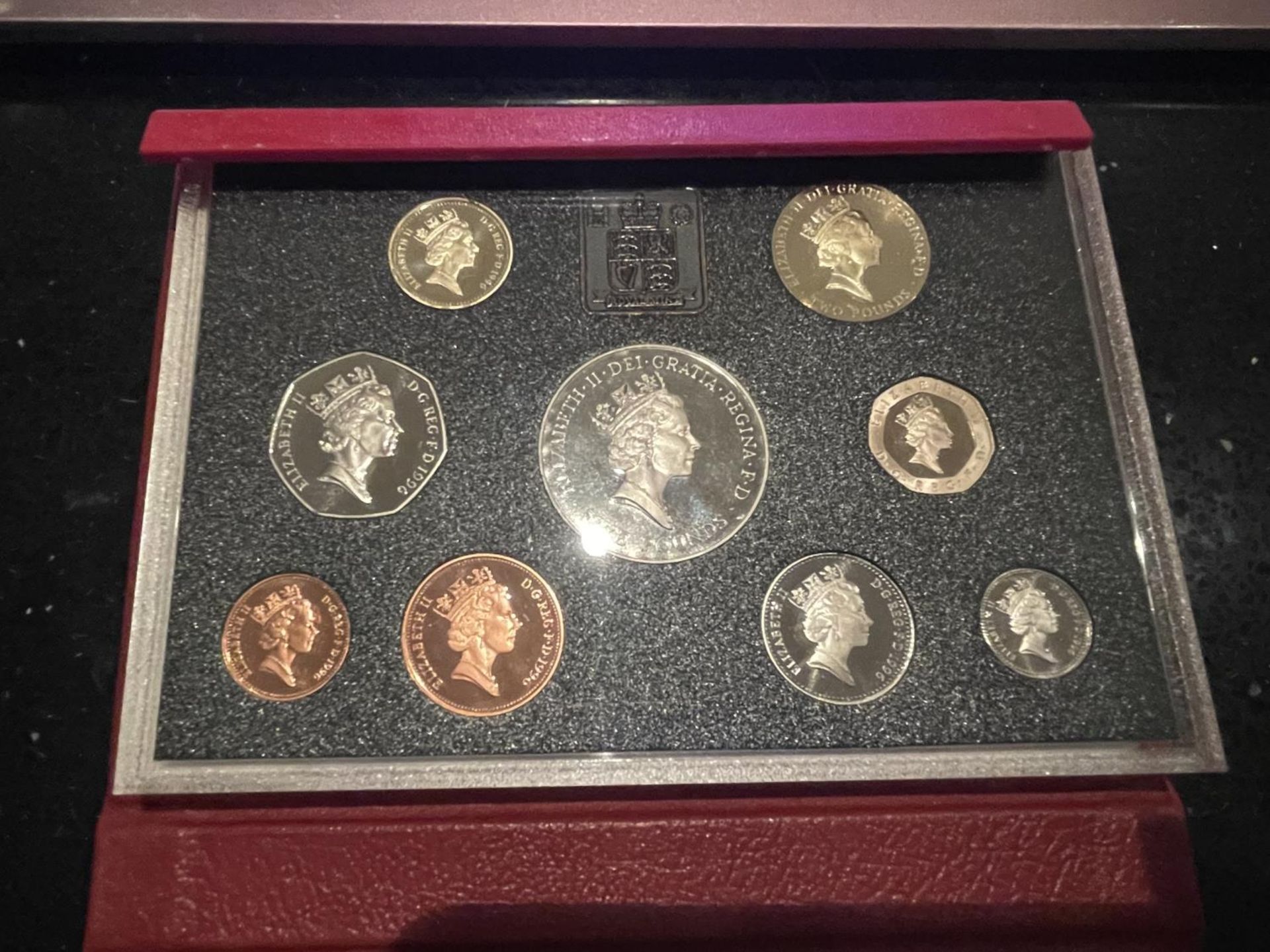 UK , ROYAL MINT , 1996 , COIN SET . PRISTINE CONDITION - Image 2 of 3