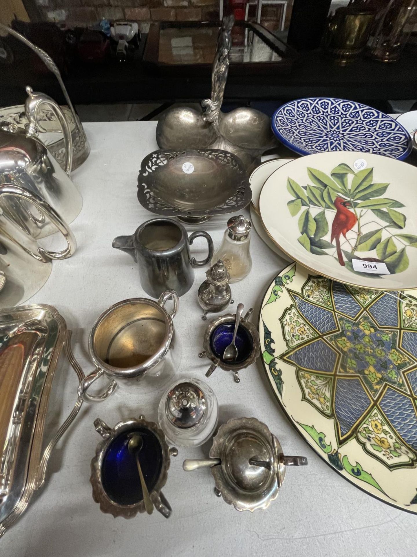 A QUANTITY OF SILVER PLATED ITEMS TO INCLUDE AN ART NOUVEAU W.M.F FIGURAL DESIGN DISH, SALTS AND